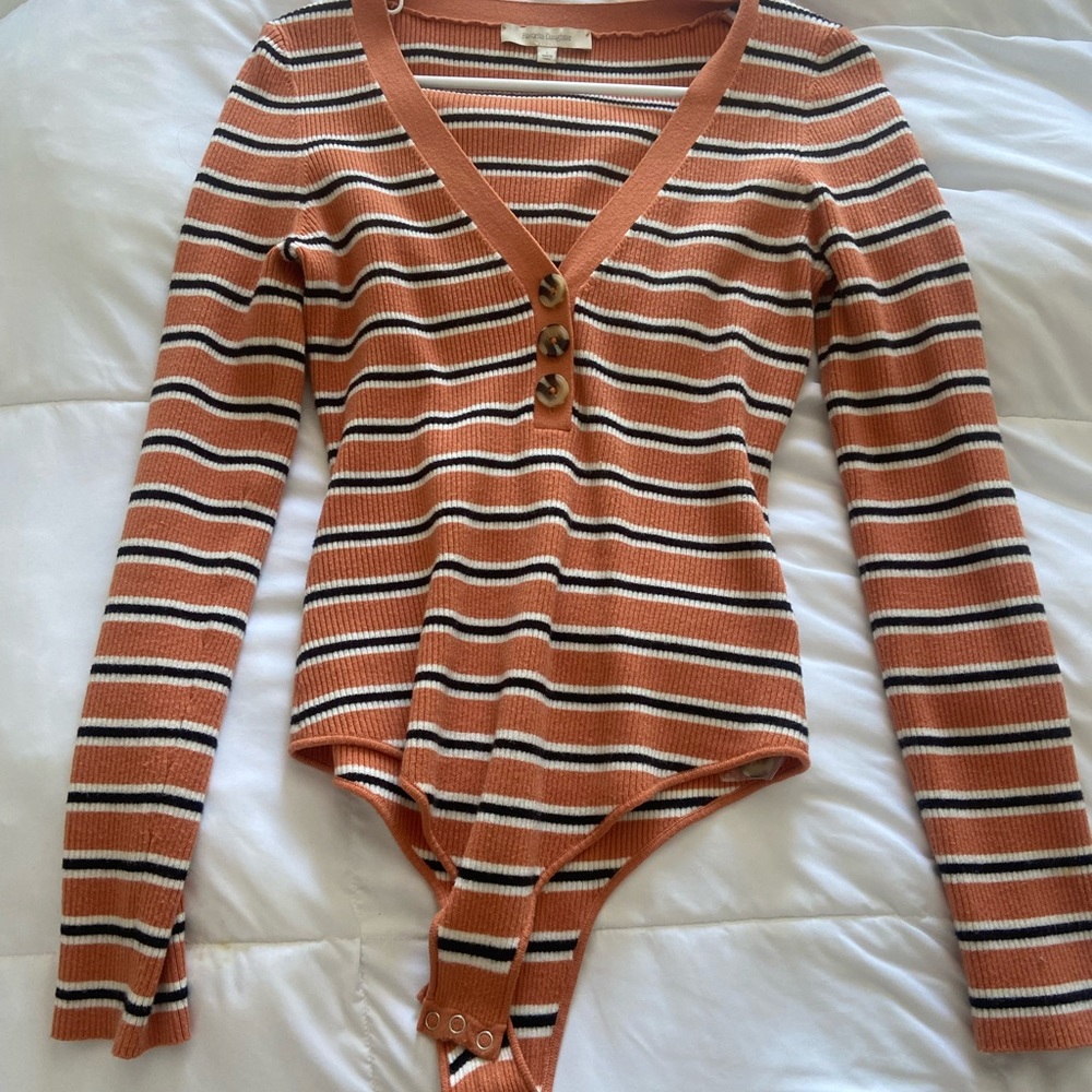 it is now too big on me: Great condition, great quality